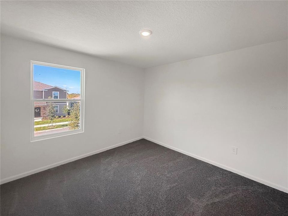 En Renta: $2,600 (5 camas, 3 baños, 2451 Pies cuadrados)