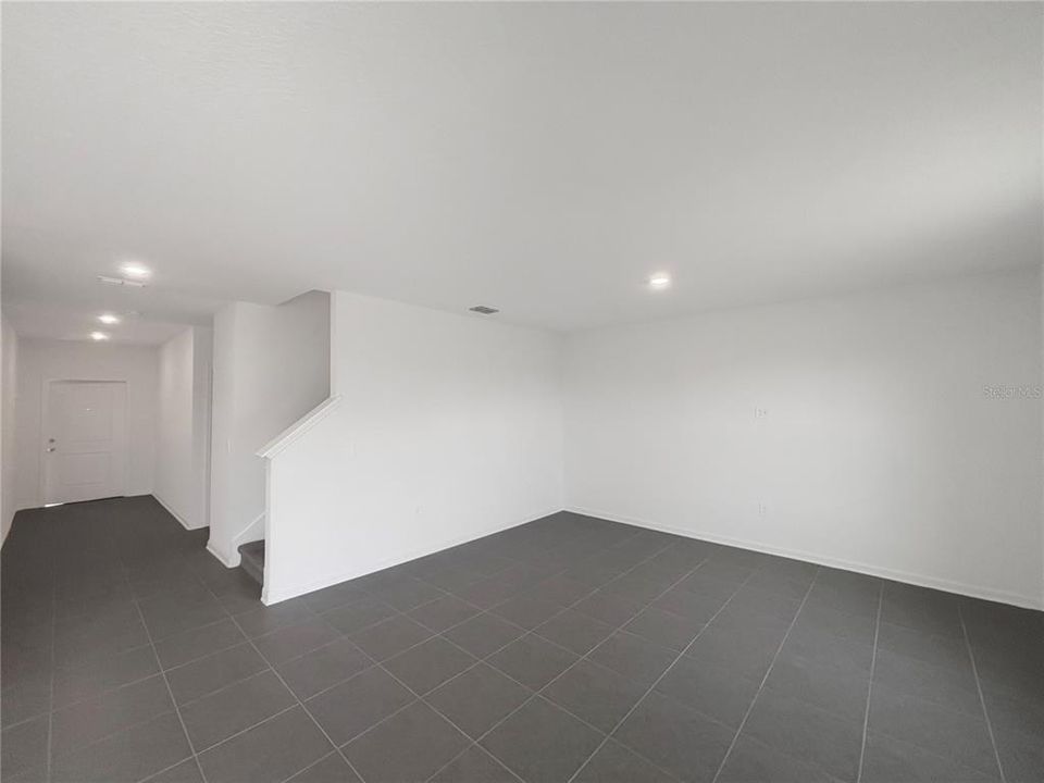 En Renta: $2,600 (5 camas, 3 baños, 2451 Pies cuadrados)