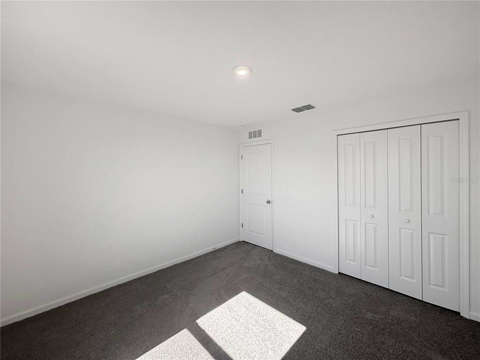 En Renta: $2,600 (5 camas, 3 baños, 2451 Pies cuadrados)