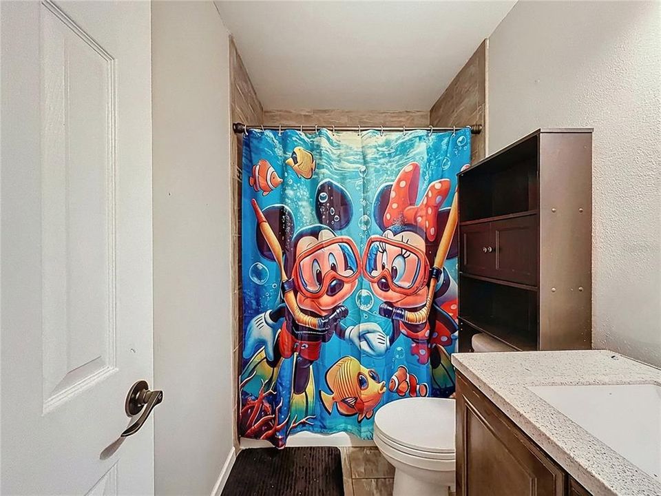 En Venta: $399,900 (3 camas, 2 baños, 1248 Pies cuadrados)