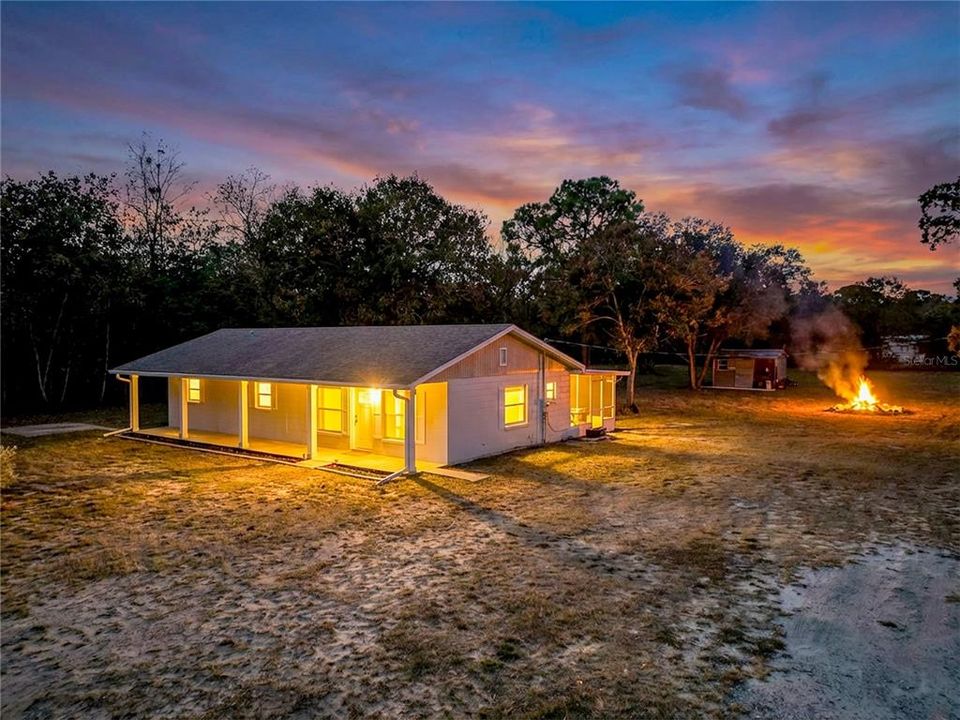 En Venta: $399,900 (3 camas, 2 baños, 1248 Pies cuadrados)