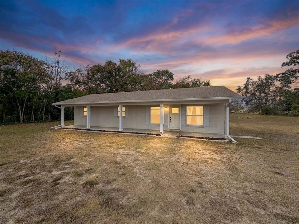 En Venta: $399,900 (3 camas, 2 baños, 1248 Pies cuadrados)