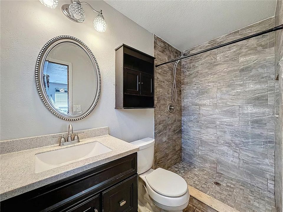 En Venta: $399,900 (3 camas, 2 baños, 1248 Pies cuadrados)