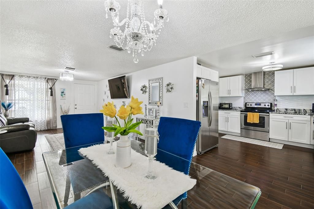 En Venta: $360,000 (3 camas, 2 baños, 1006 Pies cuadrados)