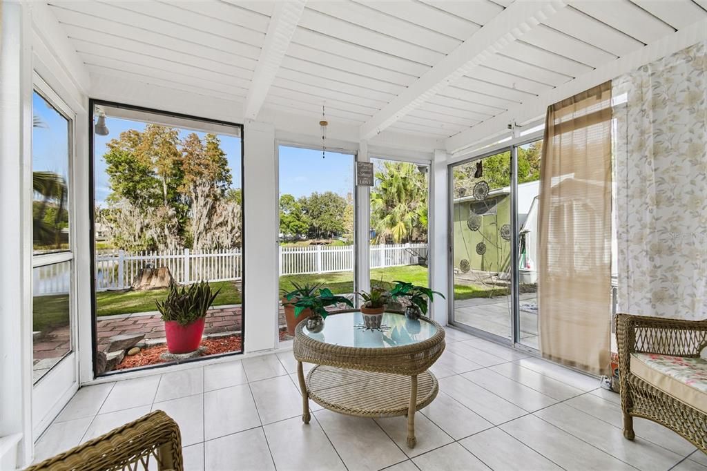 En Venta: $360,000 (3 camas, 2 baños, 1006 Pies cuadrados)