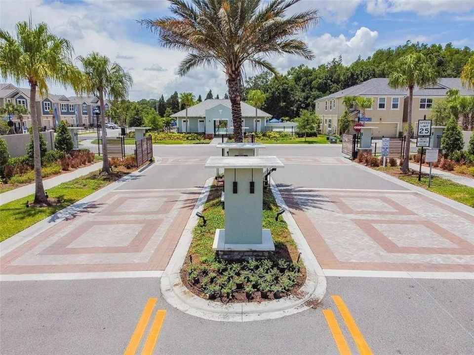 En Venta: $460,000 (3 camas, 2 baños, 2281 Pies cuadrados)