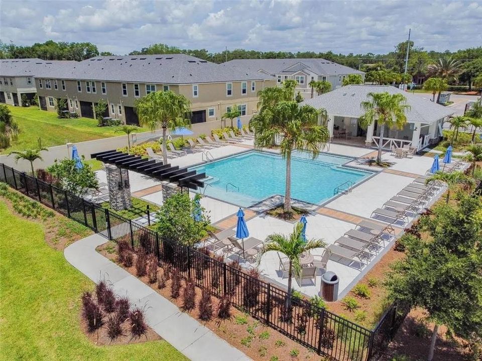 En Venta: $460,000 (3 camas, 2 baños, 2281 Pies cuadrados)