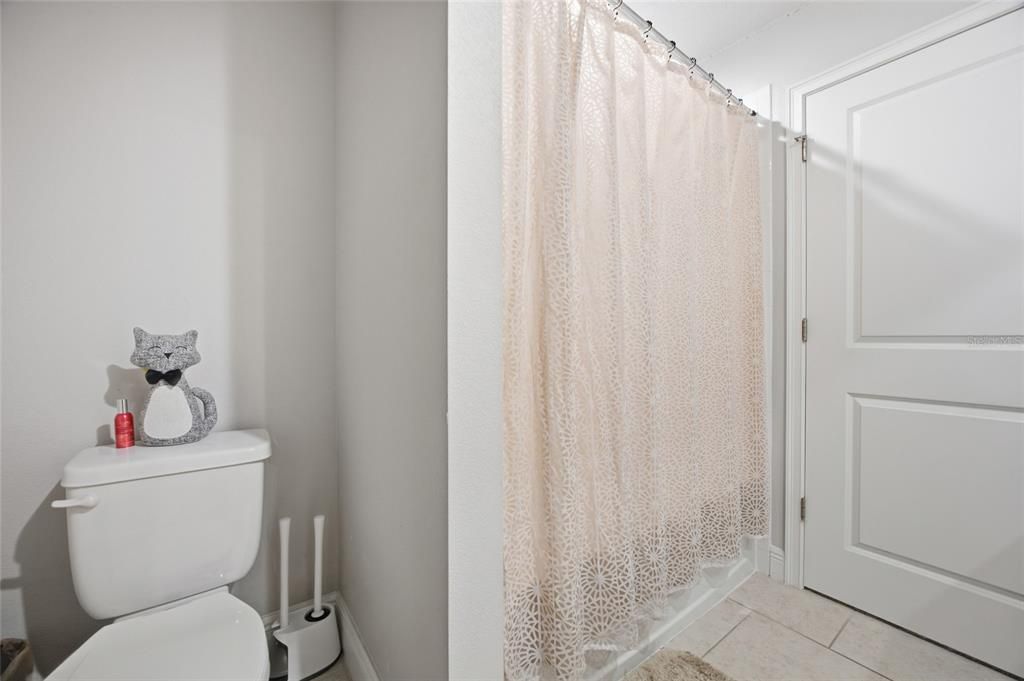 En Venta: $460,000 (3 camas, 2 baños, 2281 Pies cuadrados)