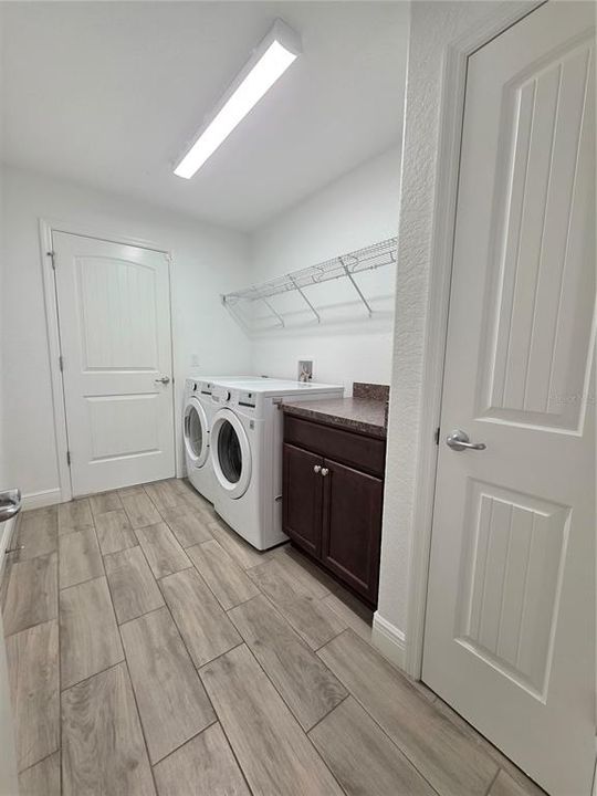 待售: $450,000 (3 贝兹, 2 浴室, 1967 平方英尺)