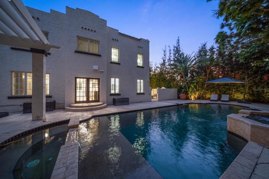 На продажу: $3,995,000 (5 спален, 5 ванн, 10291 Квадратных фут)