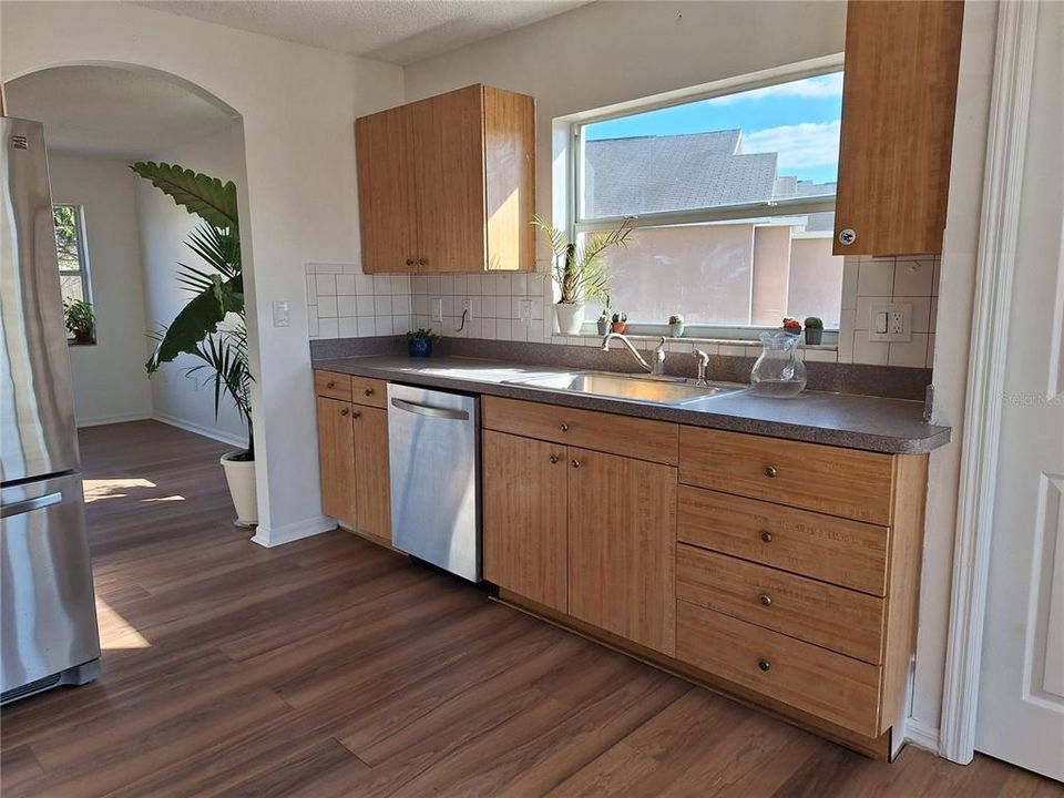 待售: $340,000 (3 贝兹, 2 浴室, 1754 平方英尺)