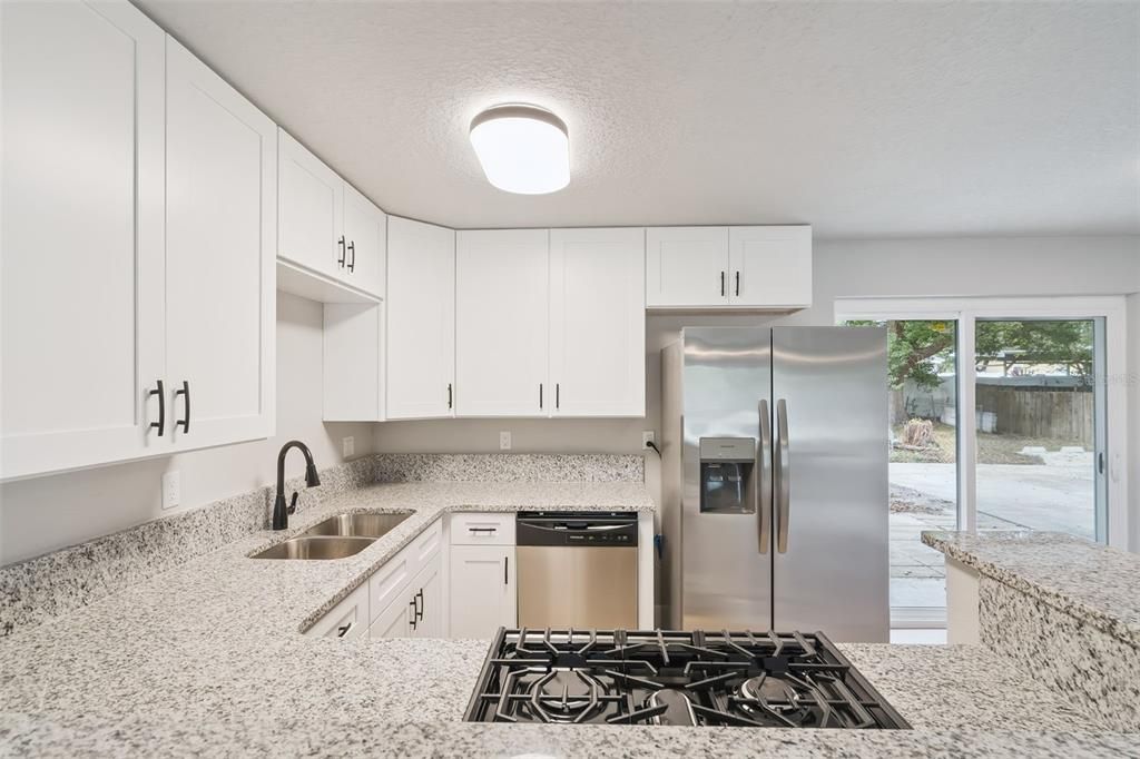 For Sale: $335,000 (3 beds, 1 baths, 1188 Square Feet)