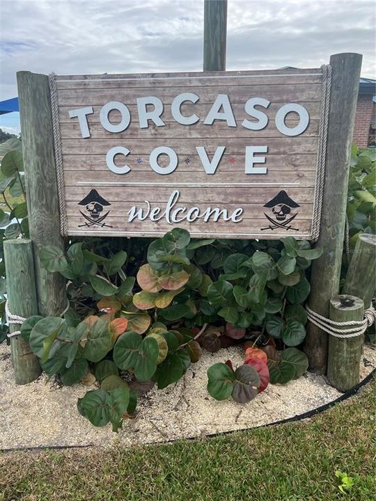 For Sale: $335,000 (3 beds, 1 baths, 1188 Square Feet)