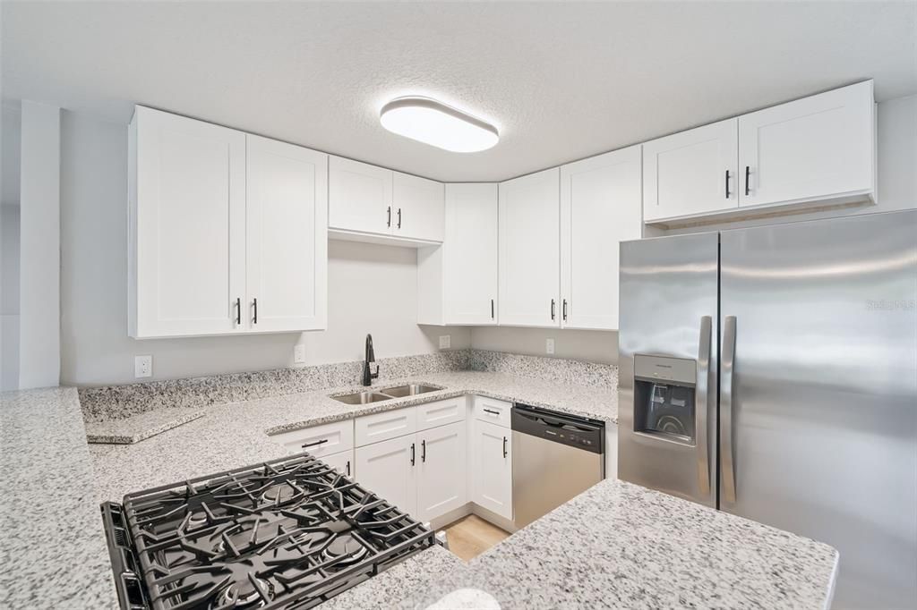 For Sale: $335,000 (3 beds, 1 baths, 1188 Square Feet)