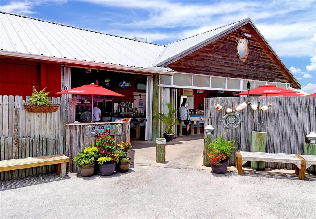 出租: $20,000 (4 贝兹, 4 浴室, 2943 平方英尺)