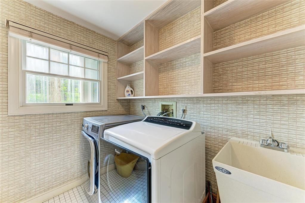 出租: $20,000 (4 贝兹, 4 浴室, 2943 平方英尺)