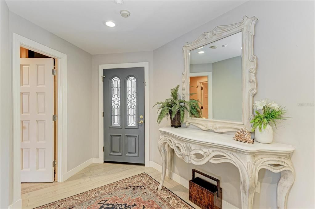 出租: $20,000 (4 贝兹, 4 浴室, 2943 平方英尺)