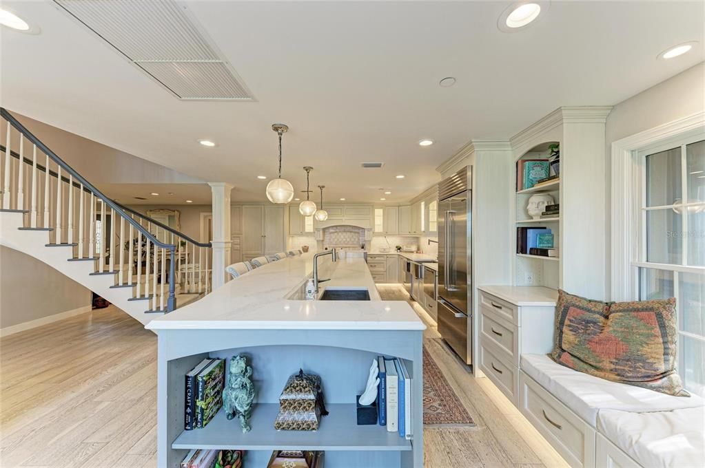 出租: $20,000 (4 贝兹, 4 浴室, 2943 平方英尺)