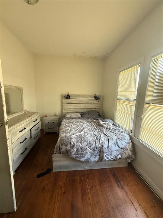 For Sale: $295,000 (4 beds, 0 baths, 2110 Square Feet)