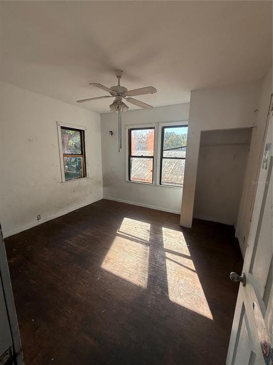 For Sale: $295,000 (4 beds, 0 baths, 2110 Square Feet)