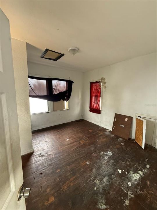 For Sale: $295,000 (4 beds, 0 baths, 2110 Square Feet)