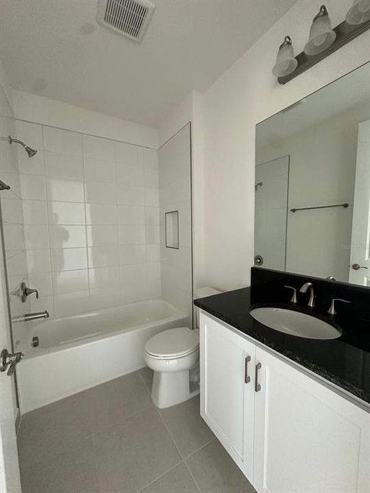 В аренду: $5,500 (5 спален, 5 ванн, 4501 Квадратных фут)