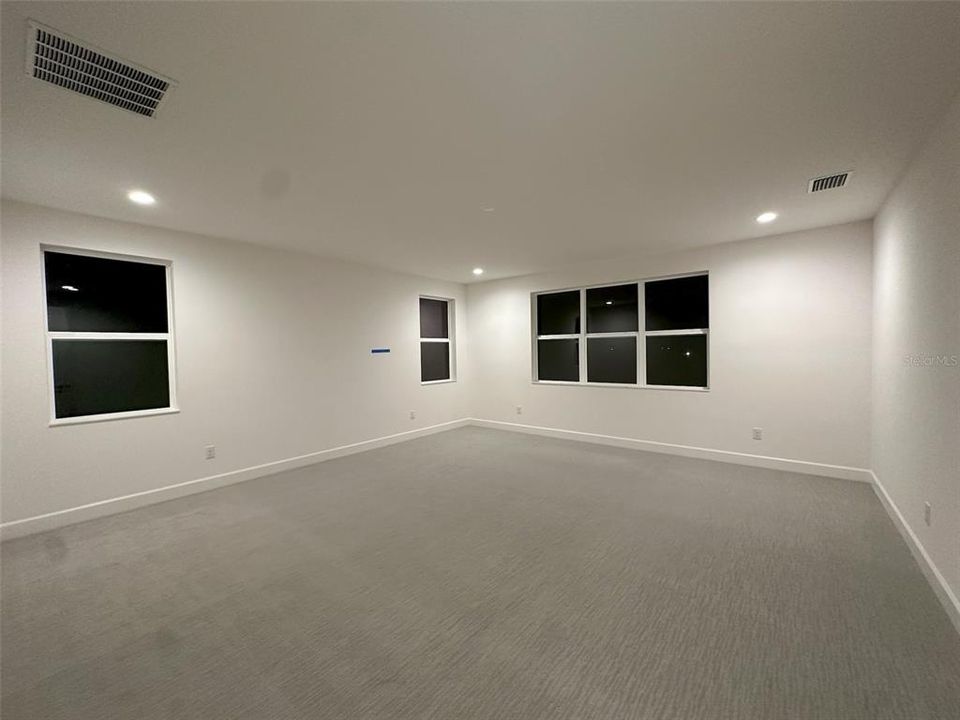 В аренду: $5,500 (5 спален, 5 ванн, 4501 Квадратных фут)