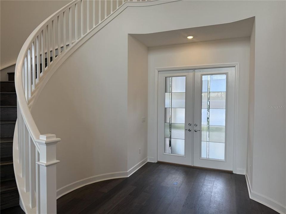 В аренду: $5,500 (5 спален, 5 ванн, 4501 Квадратных фут)