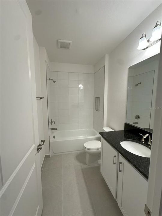 В аренду: $5,500 (5 спален, 5 ванн, 4501 Квадратных фут)