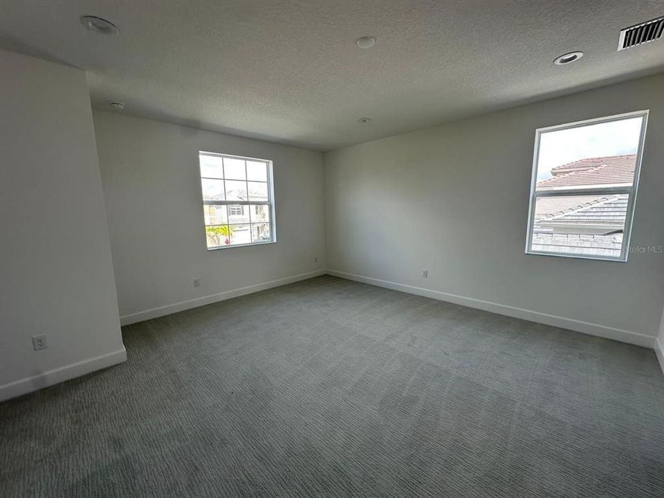 В аренду: $5,500 (5 спален, 5 ванн, 4501 Квадратных фут)