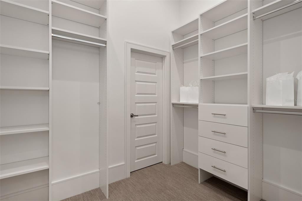 En Venta: $2,495,000 (8 camas, 8 baños, 5625 Pies cuadrados)