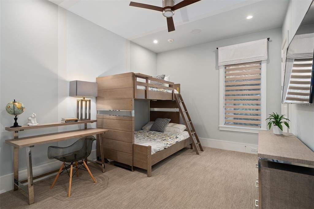 En Venta: $2,495,000 (8 camas, 8 baños, 5625 Pies cuadrados)