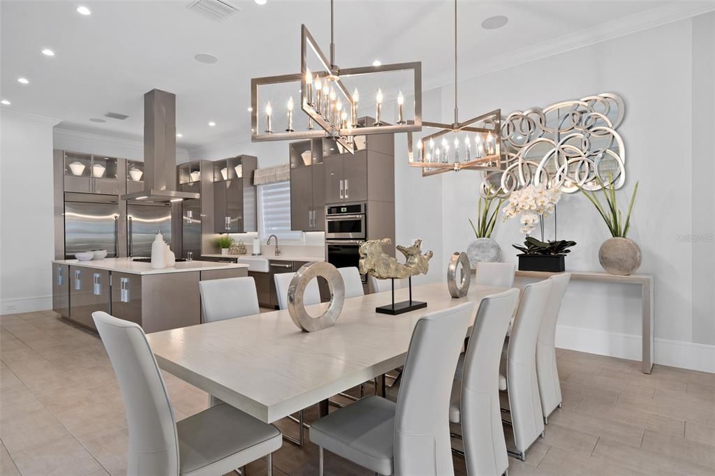 En Venta: $2,495,000 (8 camas, 8 baños, 5625 Pies cuadrados)