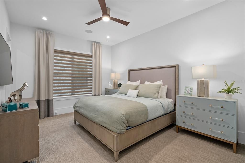 En Venta: $2,495,000 (8 camas, 8 baños, 5625 Pies cuadrados)