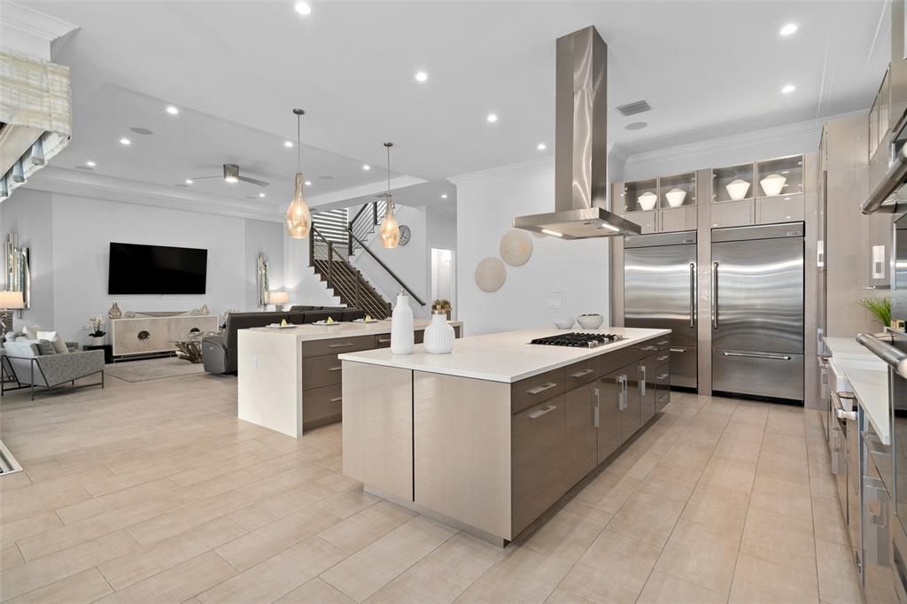 En Venta: $2,495,000 (8 camas, 8 baños, 5625 Pies cuadrados)