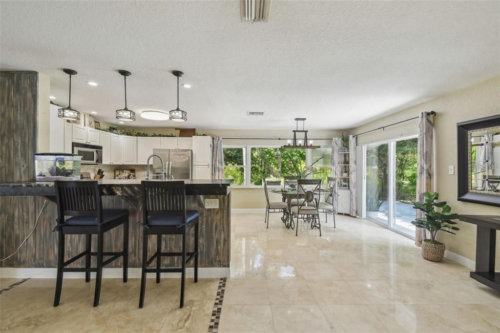 For Sale: $550,000 (3 beds, 2 baths, 1785 Square Feet)