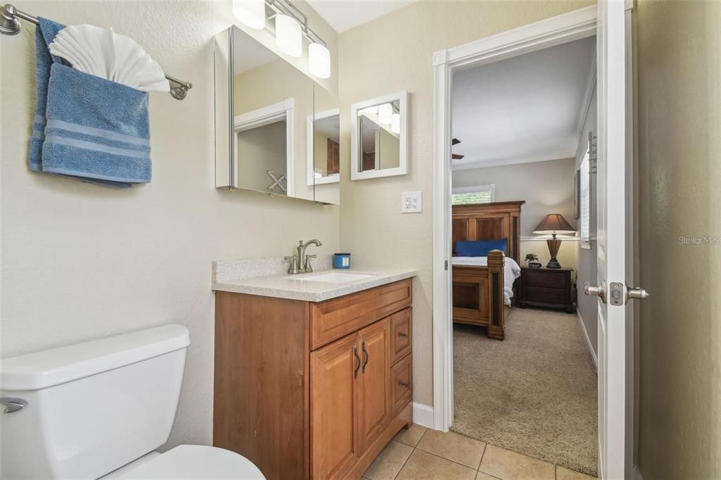 For Sale: $550,000 (3 beds, 2 baths, 1785 Square Feet)