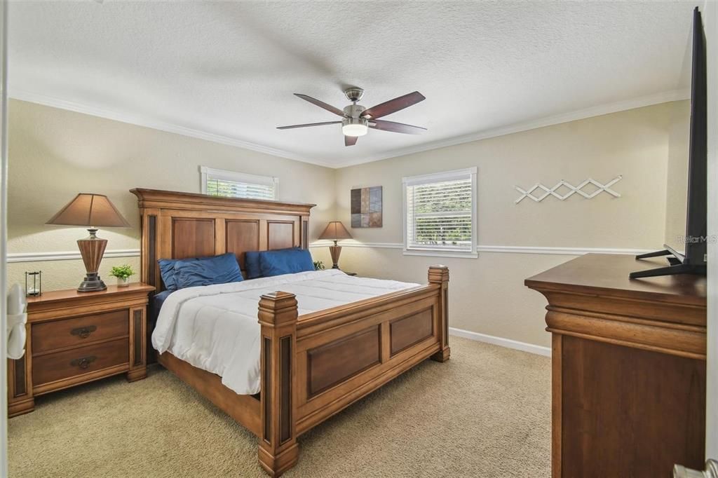 For Sale: $550,000 (3 beds, 2 baths, 1785 Square Feet)