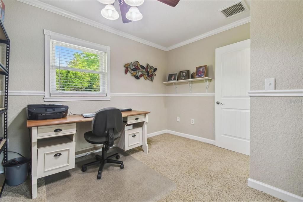 For Sale: $550,000 (3 beds, 2 baths, 1785 Square Feet)