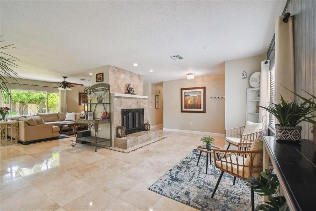 For Sale: $550,000 (3 beds, 2 baths, 1785 Square Feet)