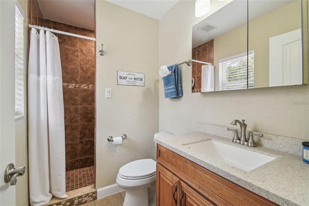 For Sale: $550,000 (3 beds, 2 baths, 1785 Square Feet)