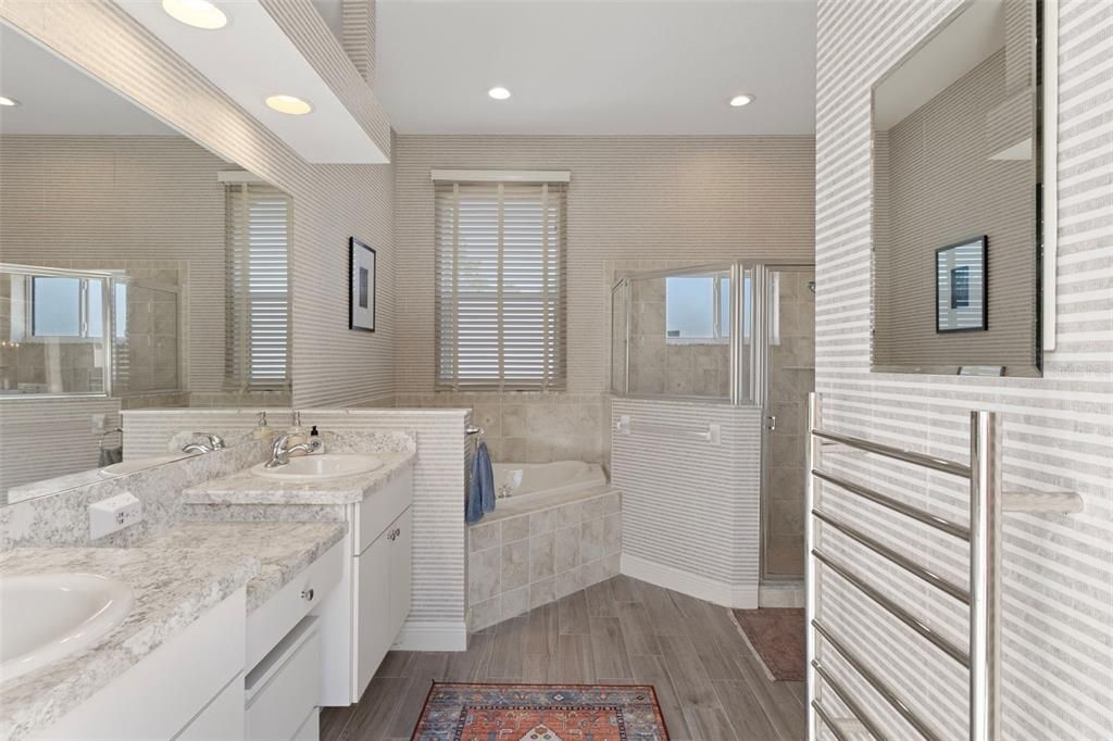 待售: $499,900 (3 贝兹, 3 浴室, 2398 平方英尺)