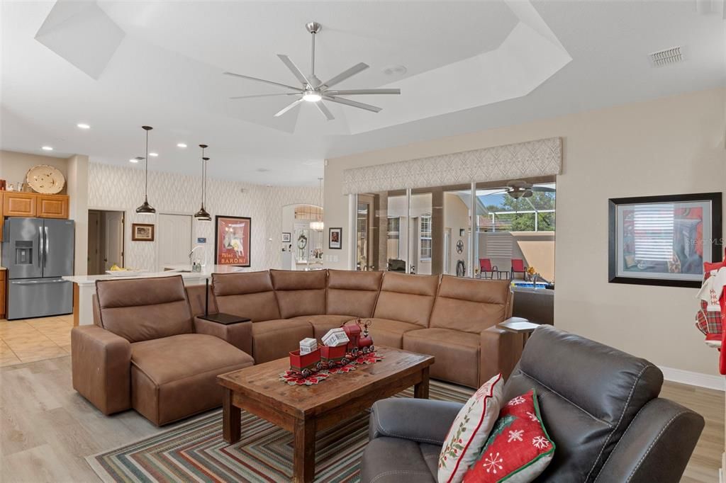 待售: $499,900 (3 贝兹, 3 浴室, 2398 平方英尺)