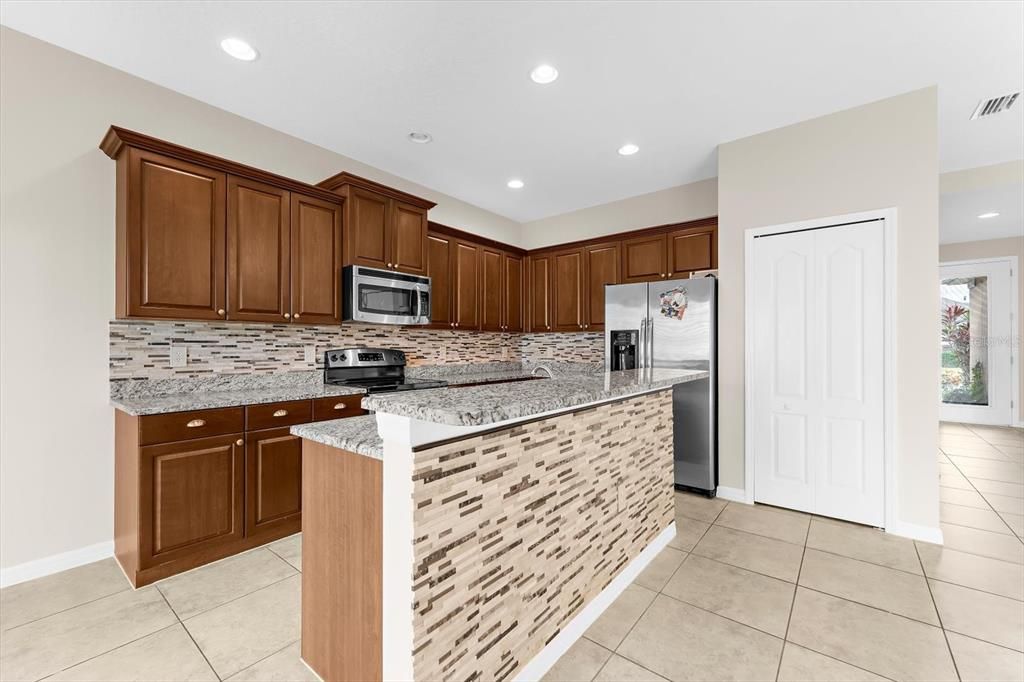 En Venta: $342,000 (3 camas, 2 baños, 1582 Pies cuadrados)