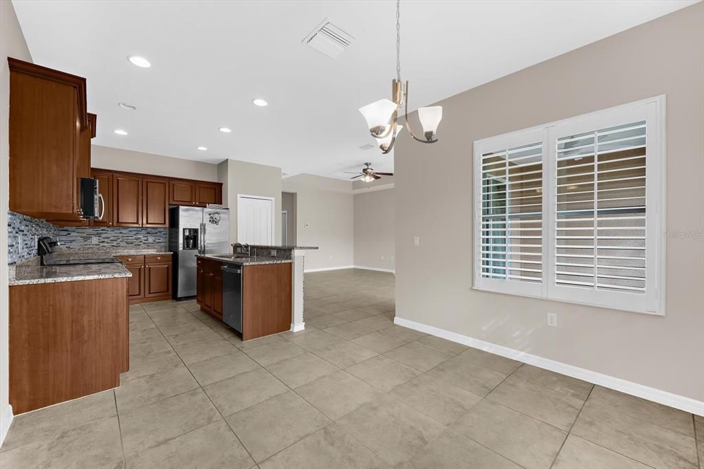 En Venta: $342,000 (3 camas, 2 baños, 1582 Pies cuadrados)