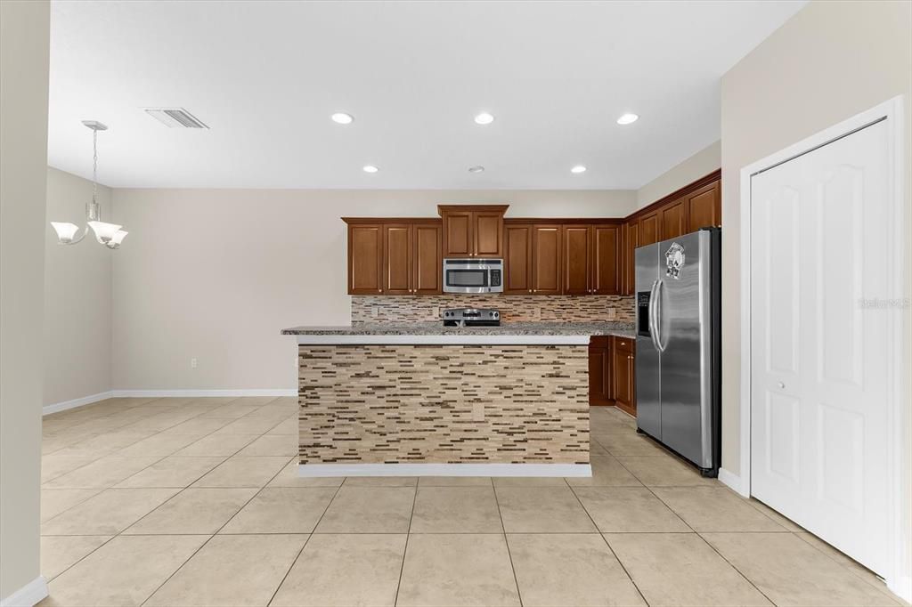 En Venta: $342,000 (3 camas, 2 baños, 1582 Pies cuadrados)