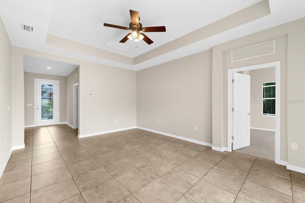 En Venta: $342,000 (3 camas, 2 baños, 1582 Pies cuadrados)