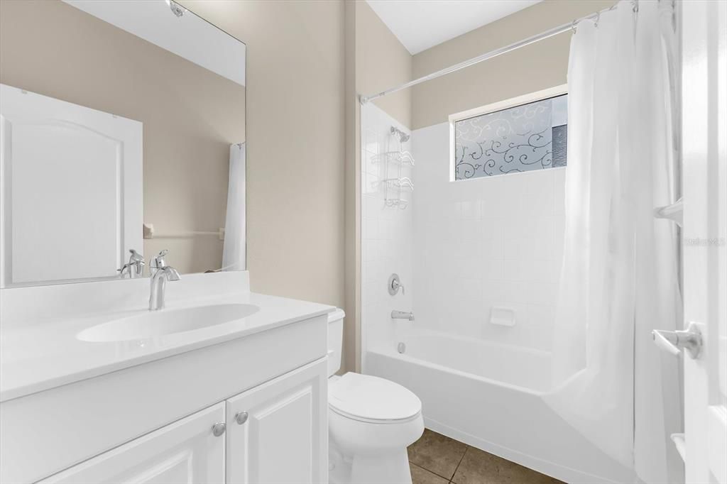 En Venta: $342,000 (3 camas, 2 baños, 1582 Pies cuadrados)