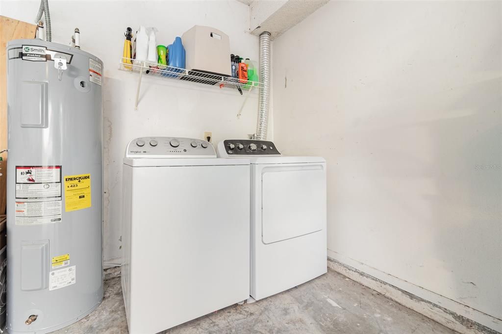 For Sale: $339,900 (4 beds, 2 baths, 1467 Square Feet)