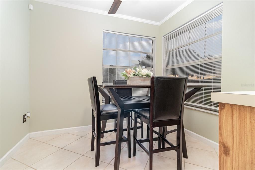 For Sale: $339,900 (4 beds, 2 baths, 1467 Square Feet)